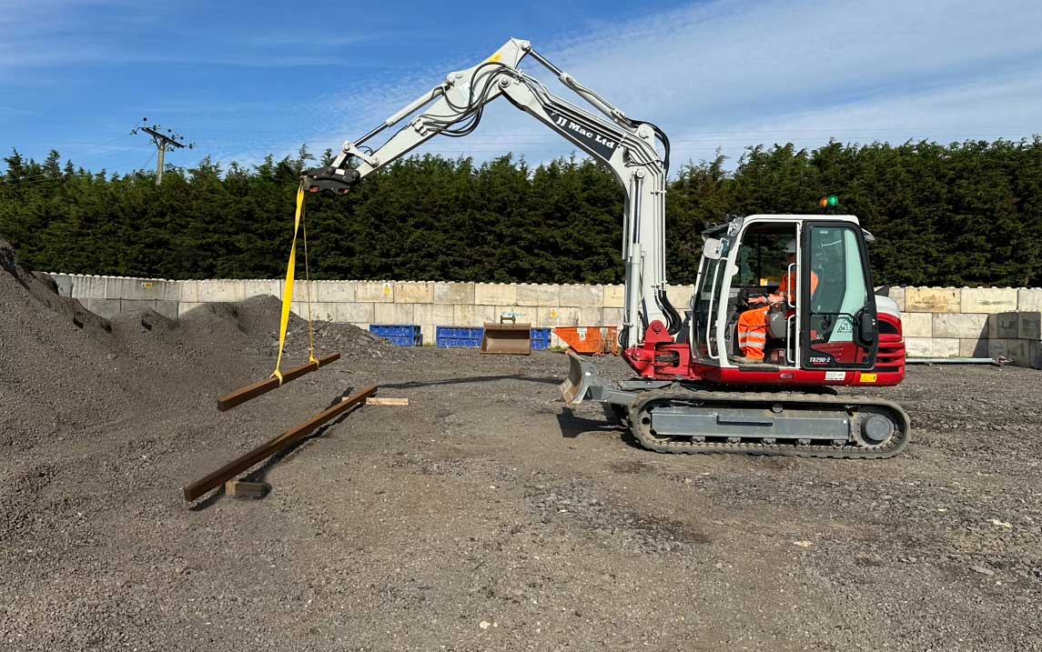 EXCAVATOR AS A CRANE